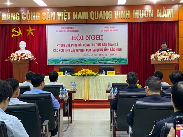 Ban Quản lý các Khu công nghiệp Bắc Giang và Cục Hải quan tỉnh Bắc Ninh ký quy chế phối hợp công tác -0