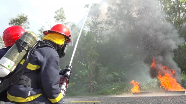 Thực tập phương án chữa cháy rừng tại bán đảo Sơn Trà (Đà Nẵng)  -2