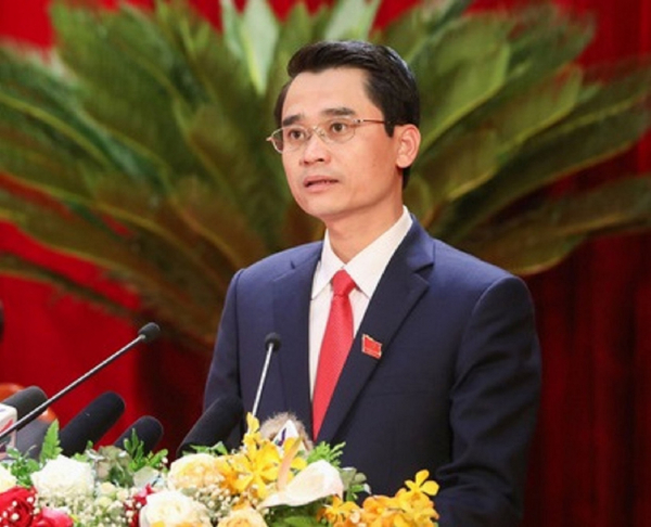 Thống nhất cho ông Nguyễn Văn Thành thôi chức vụ Tỉnh ủy viên, Phó Chủ tịch UBND tỉnh Quảng Ninh -0
