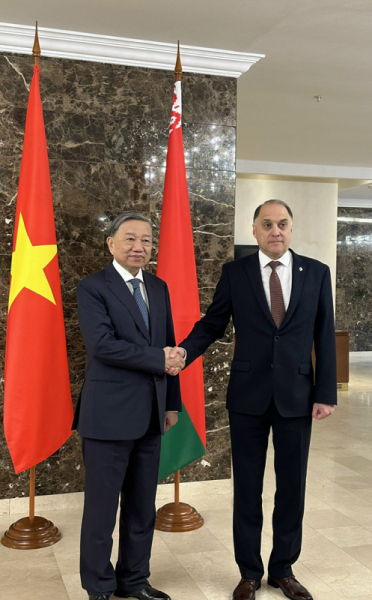 Vietnam and Russia, Belarus strengthen cooperation on security -0