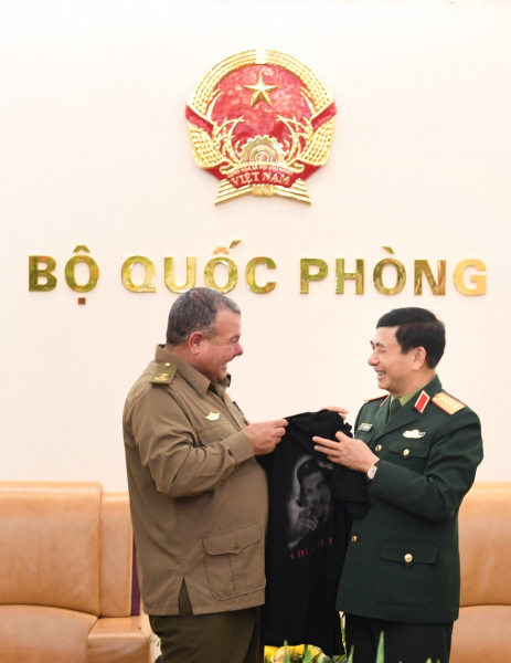 Thúc đẩy hợp tác quốc phòng Việt Nam-Cuba toàn diện, thiết thực hơn nữa -1