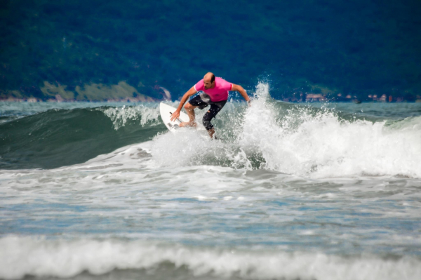 Đà Nẵng: Lần đầu tiên diễn ra Cuộc thi lướt sóng Đà Nẵng mở rộng 2022 - Danang Surf Open 2022  -1