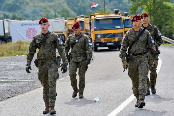 Serbia muốn đưa quân đội tới Kosovo -0