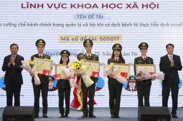 Học viện ANND đạt giải Nhất giải thưởng Khoa học công nghệ dành cho sinh viên năm 2022 -0