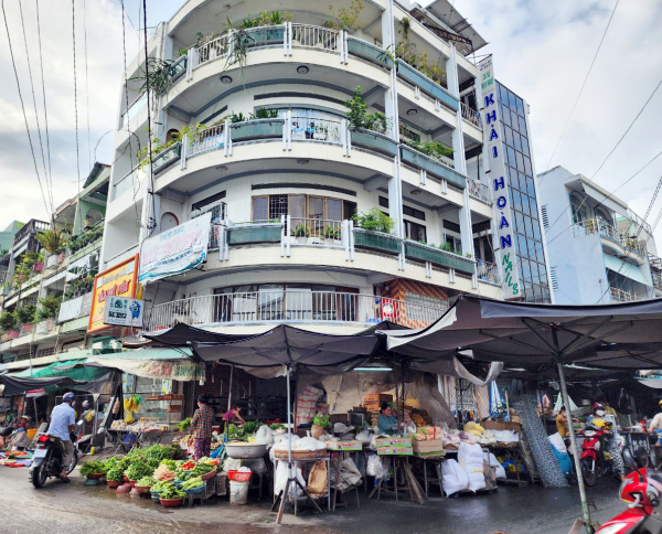 Quan điểm lạ của Phó Chủ tịch UBND phường về việc người dân phản ánh lòng, lề đường bị lấn chiếm -0