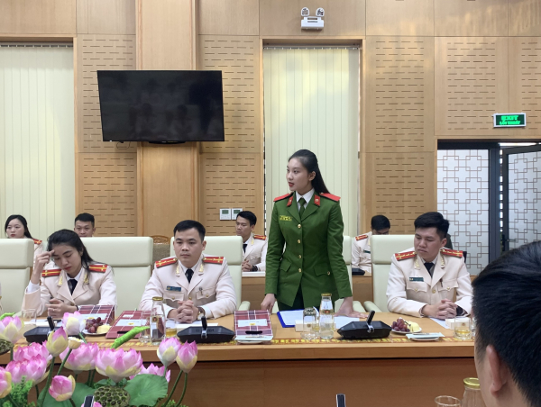 Bộ trưởng Tô Lâm gặp mặt Đoàn đại biểu thanh niên CAND dự Đại hội Đoan toàn quốc lần thứ XII -0