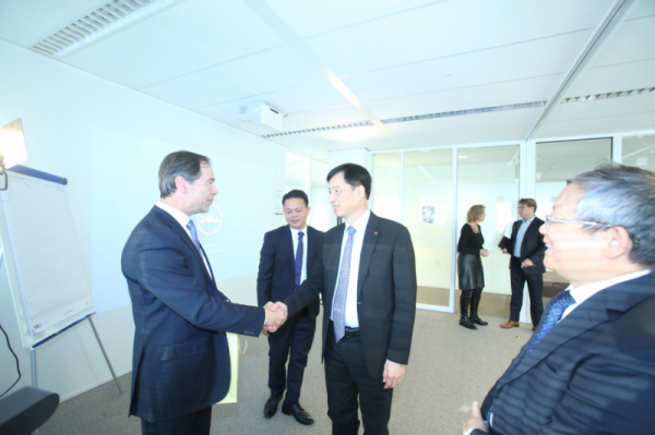 Deputy Minister Nguyen Duy Ngoc learns lessons of digital transformation from the Netherlands -0