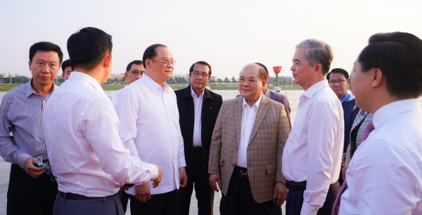 Phó Thủ tướng Lào cùng lãnh đạo TP Hồ Chí Minh thăm và làm việc tại Van Phuc City -0