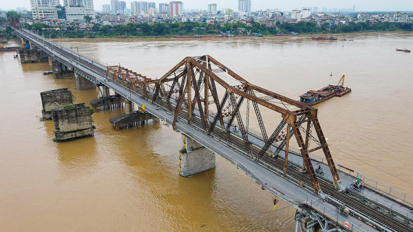 Cầu Long Biên và những ký ức lịch sử dân tộc -0