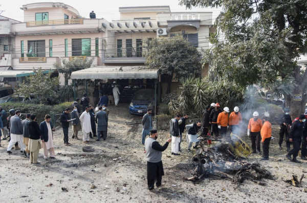 Xe chứa bom nổ tung gần chốt kiểm soát ở thủ đô Pakistan -0