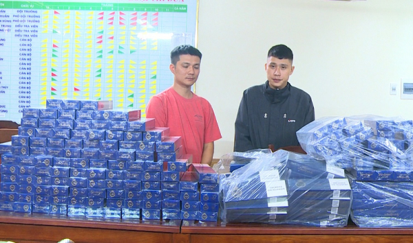 Công an thành phố Thanh Hoá bắt 3 đối tượng mua bán 2.800 bao thuốc lá 555 -0