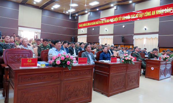 Chủ tịch tỉnh Quảng Ngãi đề nghị Công an tỉnh đạt mục tiêu “3 cao” -0