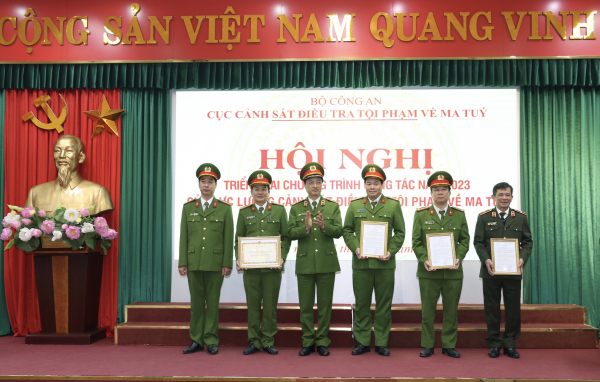 Đấu tranh ngăn chặn có hiệu quả với tội phạm ma túy -0