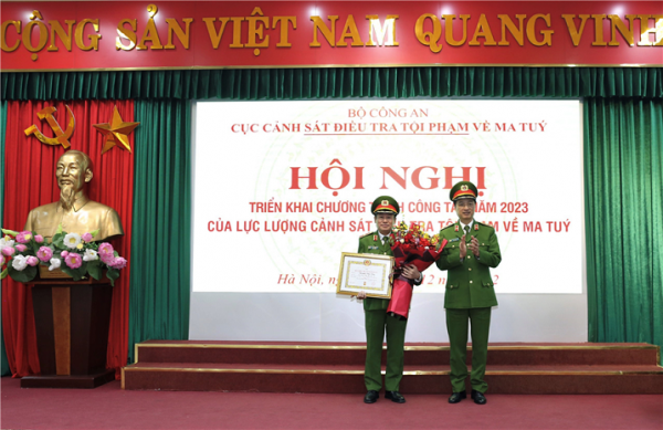 Counter-narcotics police effectively fight illicit drug trafficking -0