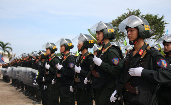 Công an TP Hồ Chí Minh ra mắt “quả đấm thép” mới  -0