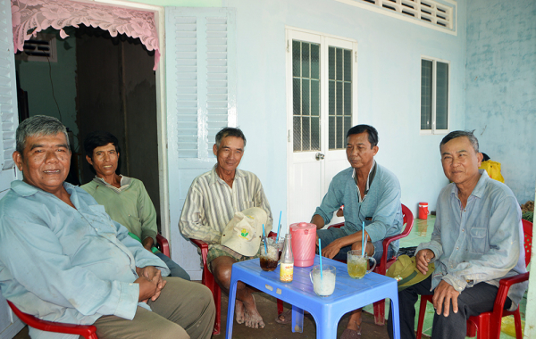 T36-Dấu ấn lão nông người Khmer trên những con đường hoa thôn quê -0