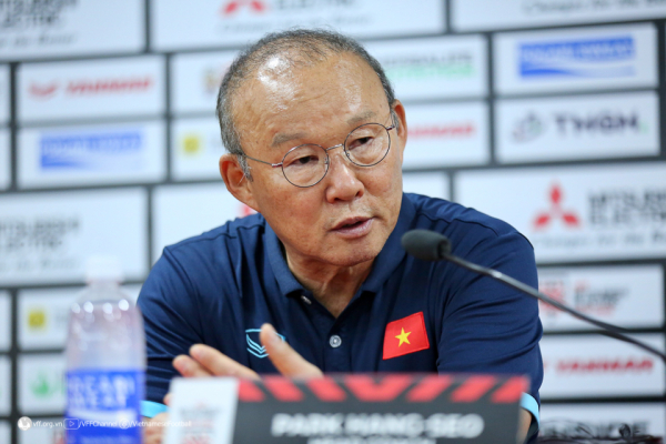 Người thay thế HLV Park Hang-seo cần giúp bóng đá Việt Nam hướng tới tấm vé World Cup -0
