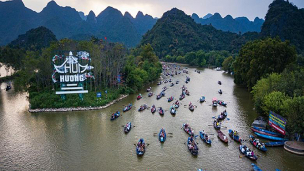 Huong Pagoda Festival to reopen in January -0