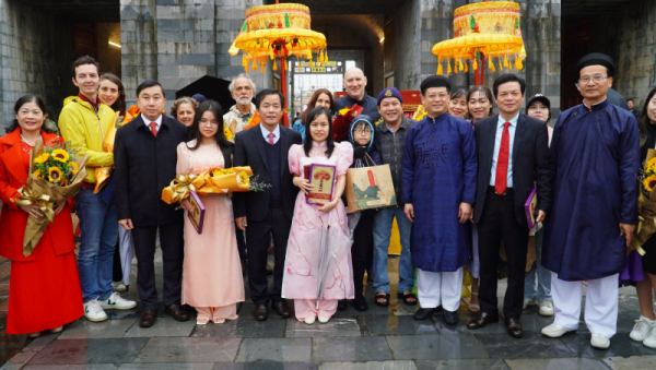 Hue Festival 2023 kicks off with re-enactment of Ban Soc ceremony -3