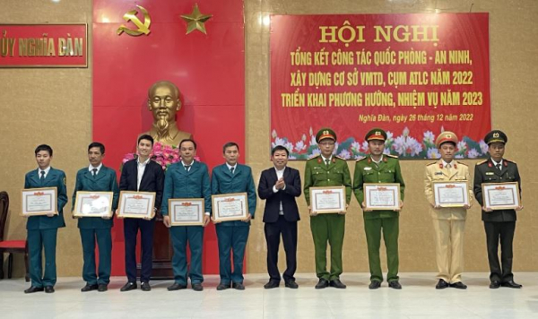TET- Quang cao - Huyện Nghĩa Đàn (Nghệ An): Đảm bảo quốc phòng - an ninh­­­ góp phần xây dựng, phát triển kinh tế, xã hội trên địa bàn -0