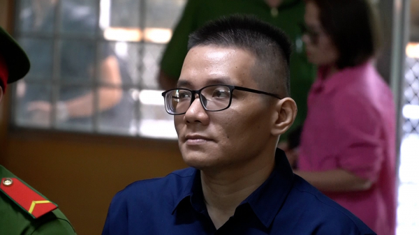 Hacker Nhâm Hoàng Khang lãnh 10 năm tù -0