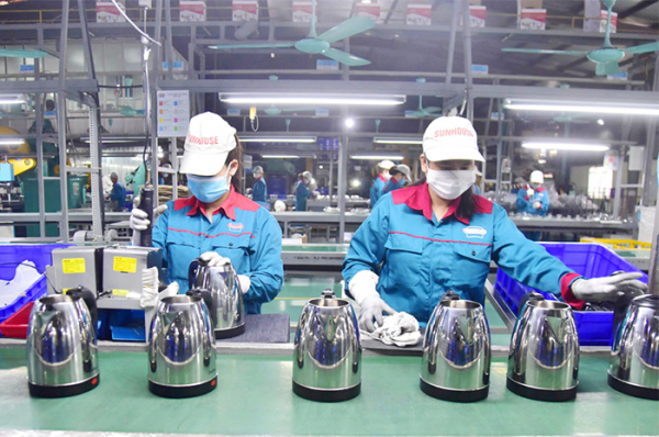 Khí thế lao động, sản xuất ở Thủ đô những ngày đầu năm mới -0
