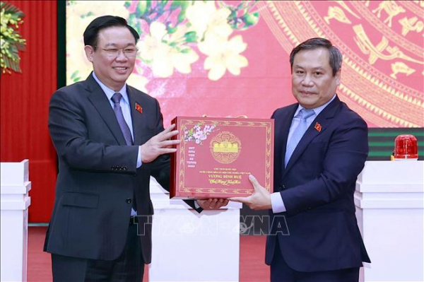 Chủ tịch Quốc hội Vương Đình Huệ thăm, chúc Tết Đảng bộ, chính quyền và nhân dân tỉnh Quảng Bình -0