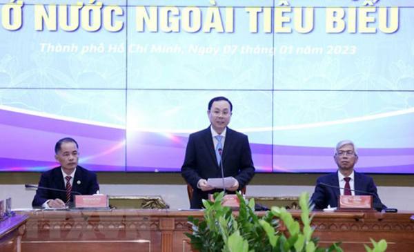 Lãnh đạo TP Hồ Chí Minh gặp mặt kiều bào tiêu biểu nhân dịp đón Xuân Quý Mão -0
