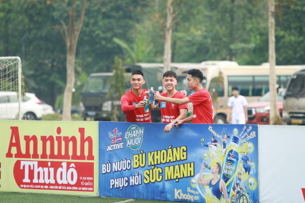 Tài năng trẻ gây ấn tượng tại giải bóng đá học sinh THPT Hà Nội - An ninh Thủ đô lần thứ XXI  -0