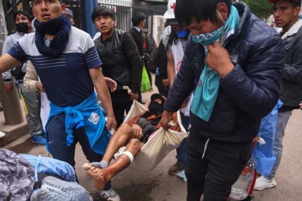 Bạo lực leo thang tại Peru, gần 50 người thiệt mạng  -0