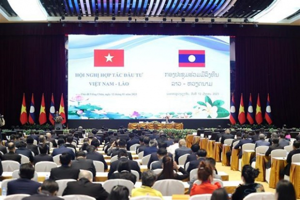 Vietnam, Laos look to foster bilateral investment -0