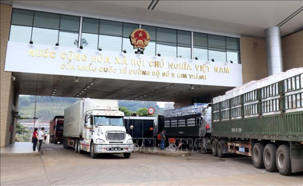 MoFA's deputy spokeswoman: Vietnam-China trade facilitated post COVID-19 -0