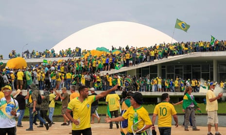 Ai đứng sau hỗn loạn chính trị ở Brazil? -0