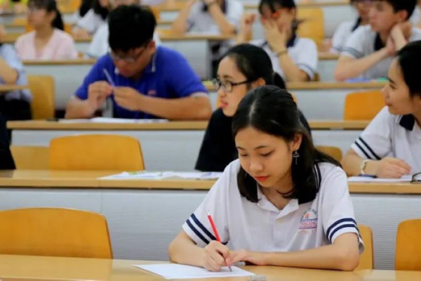 16 trường được tổ chức thi đánh giá năng lực tiếng Việt dùng cho người nước ngoài -0
