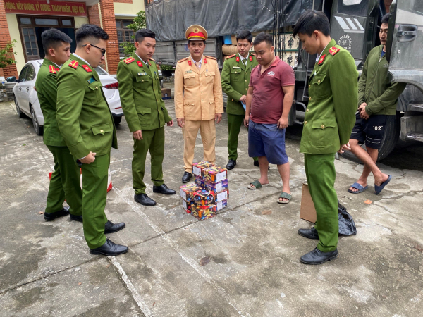 Công an Thừa Thiên-Huế xử lý nghiêm các vi phạm về pháo dịp giáp Tết -0