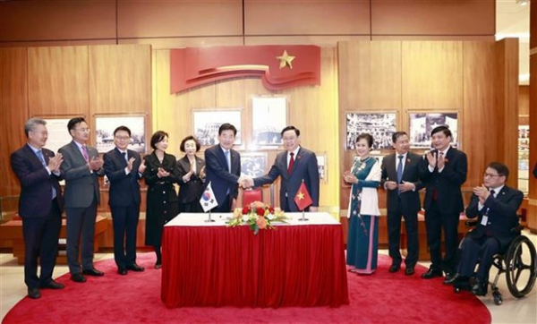 Speaker of RoK National Assembly concludes official visit to Vietnam -0
