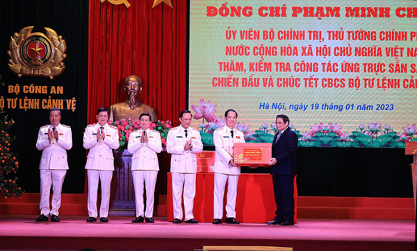 Góp phần tô thắm thêm hình ảnh cao đẹp của CAND Việt Nam -0