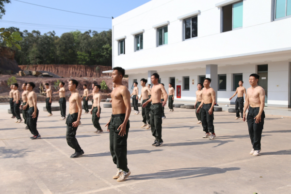Young police soldiers train hard at Center on Counter-terrorism - 0