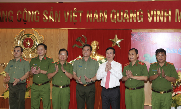 Thường trực Ban Bí thư Võ Văn Thưởng thăm và chúc Tết Công an TP Hồ Chí Minh -0