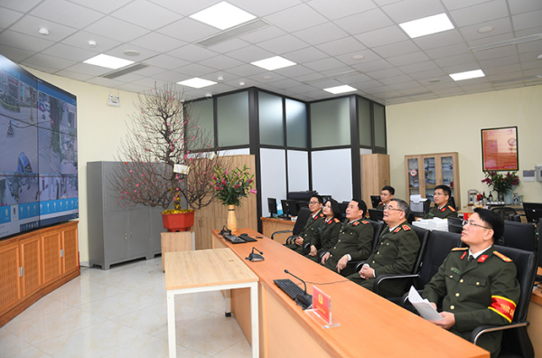 Thứ trưởng Lê Quốc Hùng kiểm tra công tác ứng trực, chúc Tết một số đơn vị thuộc Bộ Công an -0