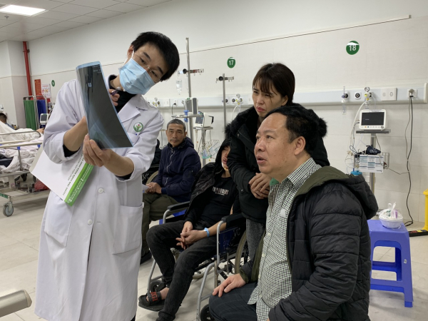 Ghi ở Bệnh viện Việt Đức ngày mùng 5 Tết: Cấp cứu TNGT do rượu bia giảm mạnh -0