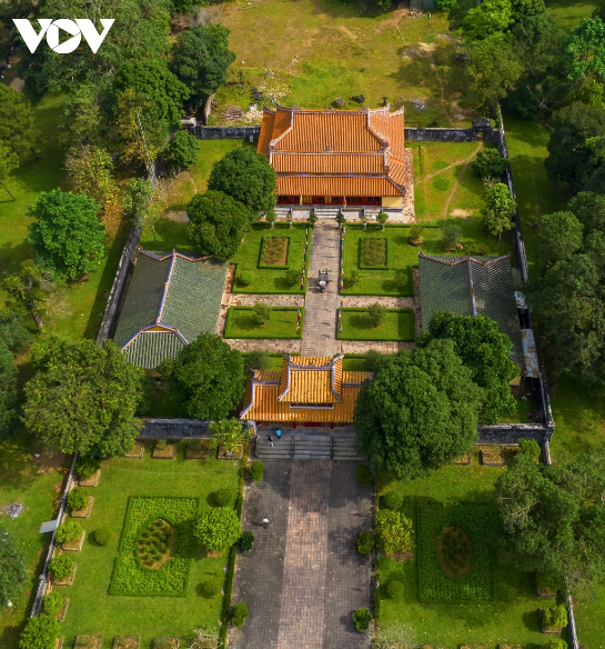 A complex of royal tombs – major tourist attractions in Hue -0