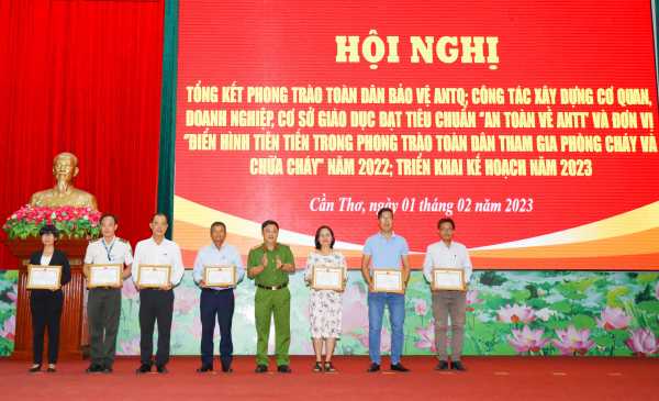 TP Cần Thơ đạt nhiều hiệu quả trong phong trào Toàn dân bảo vệ ANTQ -1