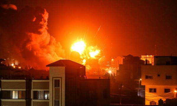 Israel không kích vào Dải Gaza, đáp trả sau vụ phóng tên lửa -0
