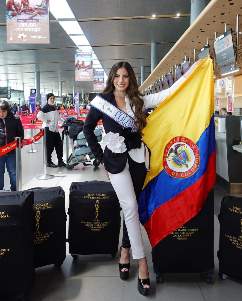 40 người đẹp quốc tế đến Việt Nam thi Hoa hậu sắc đẹp quốc tế - Miss Charm -0