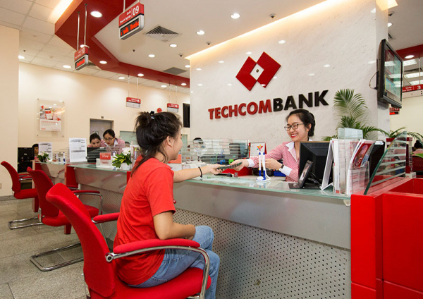 Hé lộ chiến lược giúp Techcombank vượt qua khó khăn -0