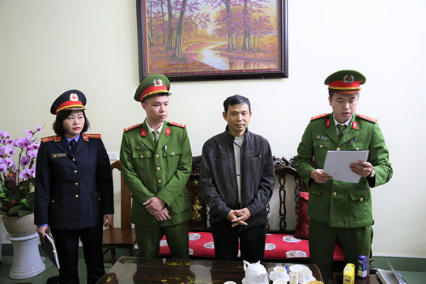 Bắt Giám đốc, phó Giám đốc và một số cán bộ Trung tâm đăng kiểm xe cơ giới tỉnh Nghệ An nhận hối lộ -2