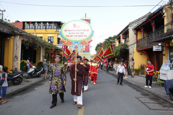 First Full Moon Festival in Hoi An recognized as national intangible cultural heritage -1