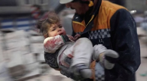 Hình ảnh kinh hoàng vụ động đất làm hơn 500 người Thổ Nhĩ Kỳ, Syria thiệt mạng -3