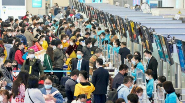 Hơn 1,9 triệu hành khách qua các cảng hàng không trong 7 ngày Tết Nguyên đán -0